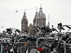 Vélos à Amsterdam