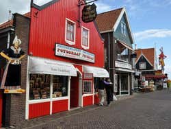 Boutique de photos avec costume traditionnel à Volendam
