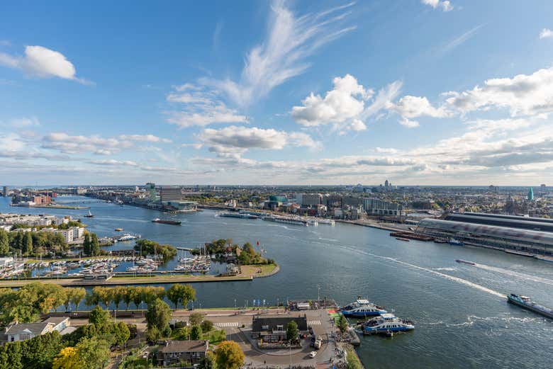 Vue aérienne sur le port d'Amsterdam
